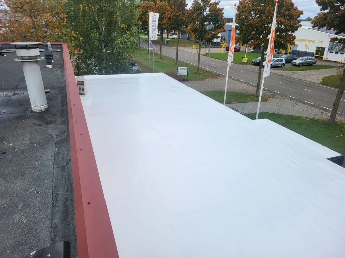 Apoc dakcoating bij Bonke